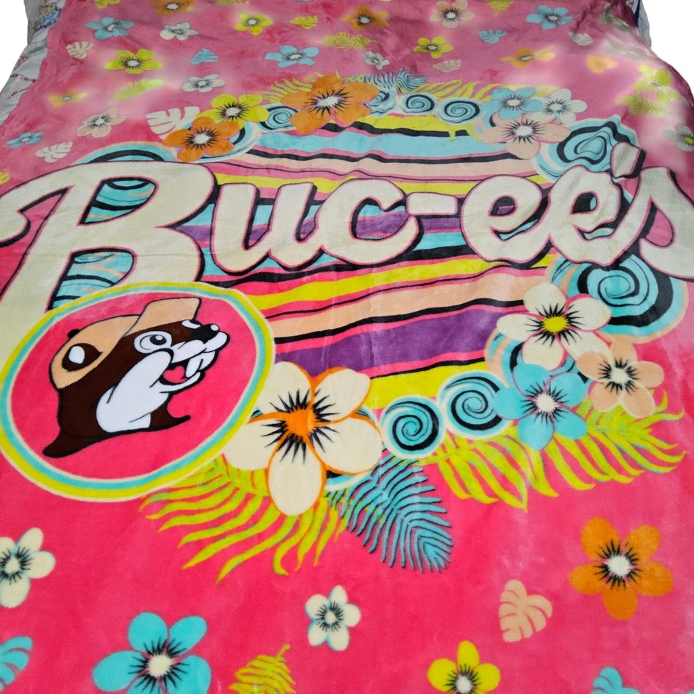 Buc-ee's Plush Throw Blanket 50x70 Pink Floral Tropical Logo Beaver Retro